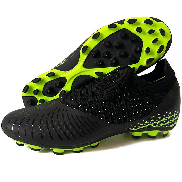 Seamless cut new low top football shoes match special long spikes TF spikes training shoes football men's models
