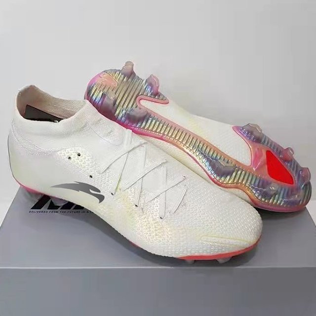 Hot selling Non-slip breathable soccer shoes Outdoor sport Sneakers Men brand football boots Sale