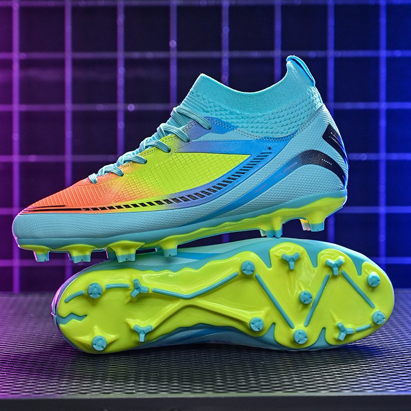 High Quality FG Men Outdoor Training Soccer Shoes Wholesale Men Waterproof CR7 Football Boots