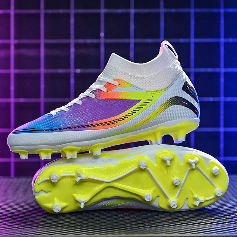 High Quality FG Men Outdoor Training Soccer Shoes Wholesale Men Waterproof CR7 Football Boots