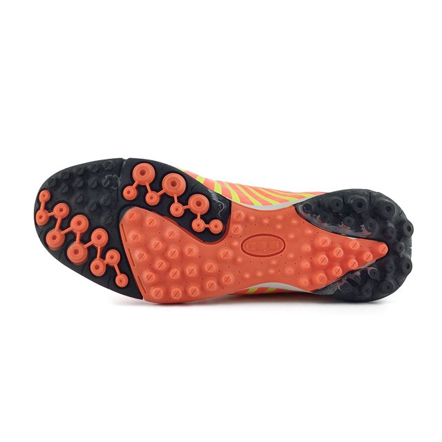 Greatshoe latest design men flat heel outdoor light running football boots Low price breathing Shoes professional soccer shoes