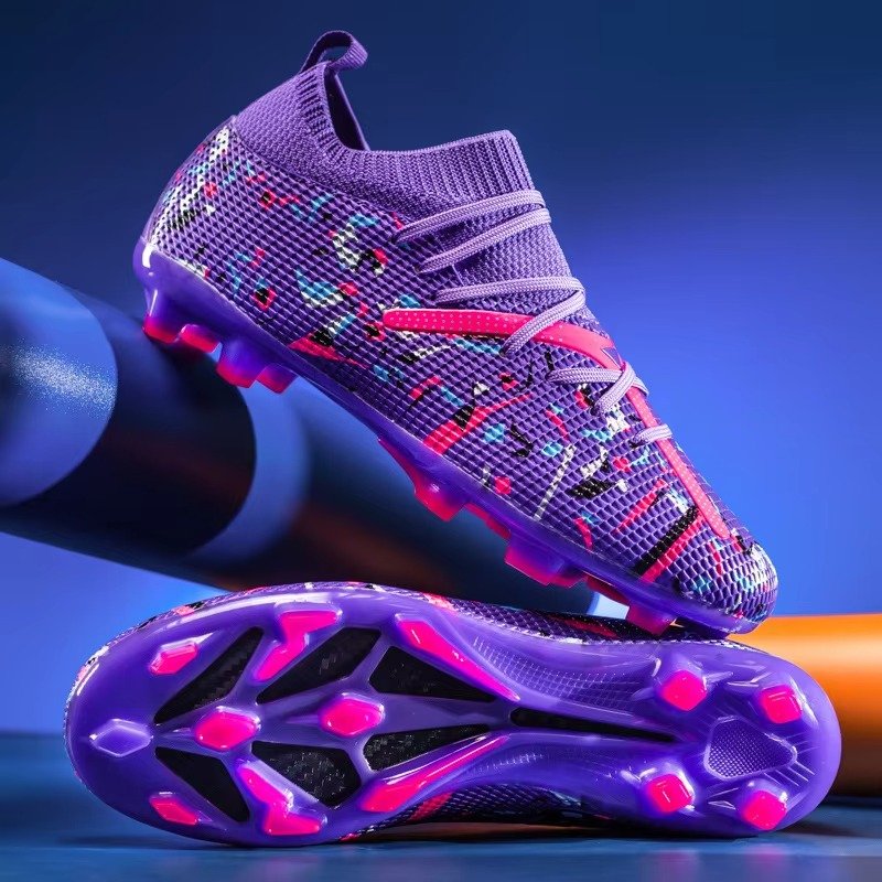 Wholesale Customized Men Football Shoes Popular Design Outdoor Soccer Shoes Sport Football