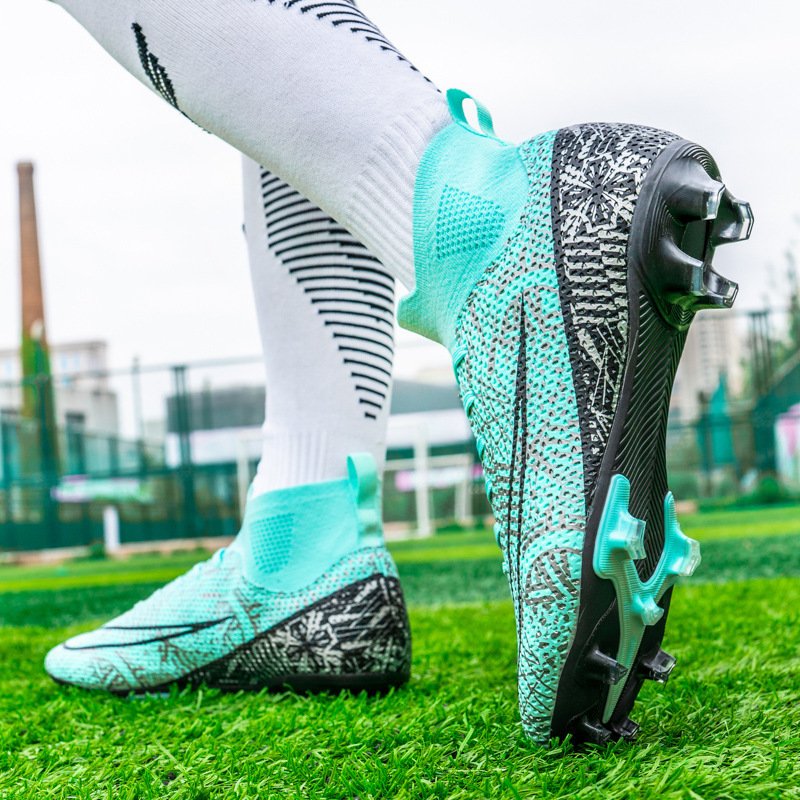 High-quality Oem Odm Low Cut Custom Wholesales Futebol Football Wear-resistant Athletic Soccer Cleat Man Women Soccer Shoes