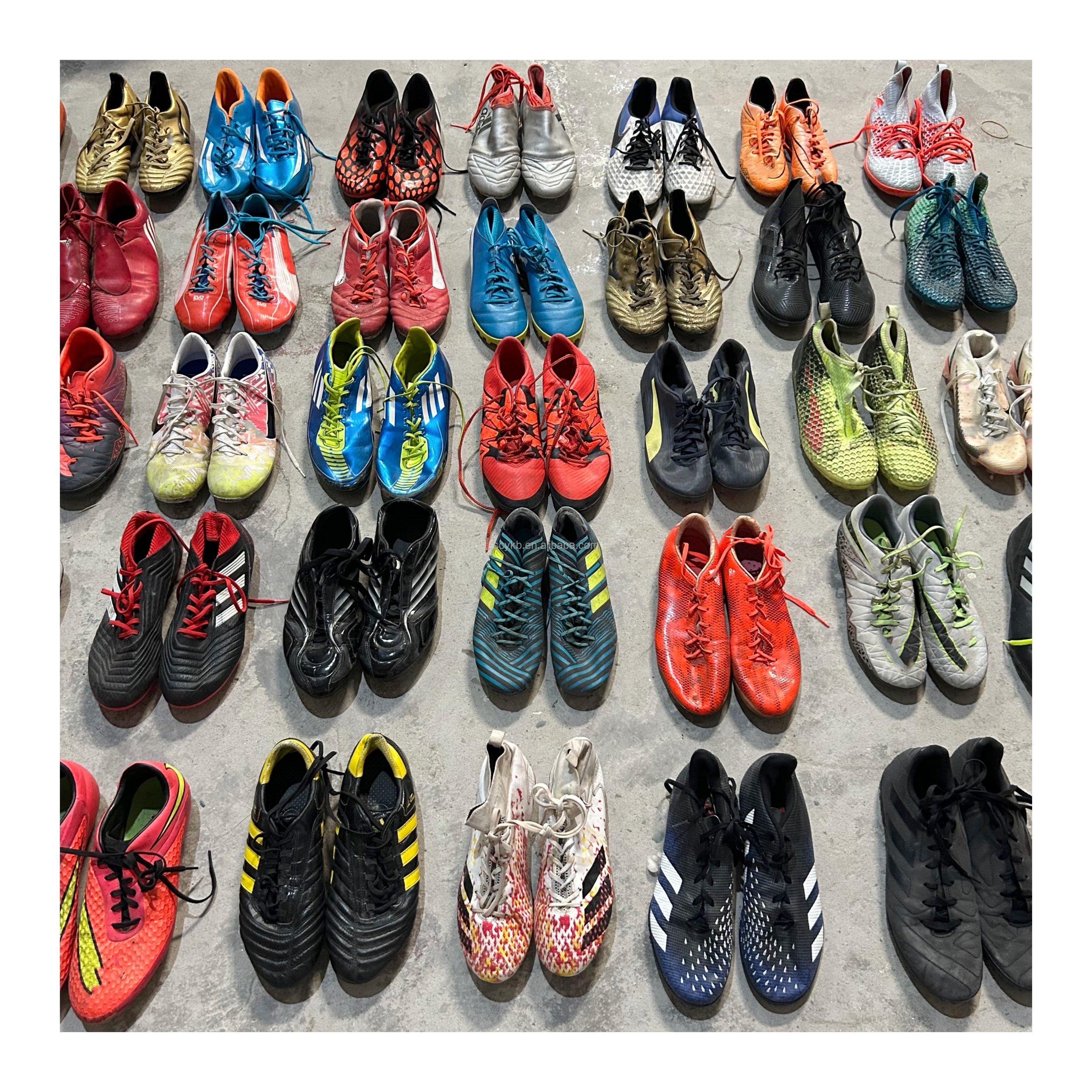 S25 Hot selling used European brand soccer boots wholesale second hand women sports soccer shoes bales mixed brands
