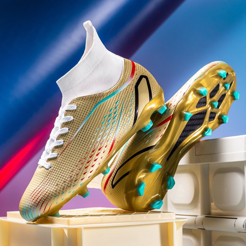 New Outdoor Non-slip Breathable soccer boots for men High top football soccer shoes training sneaker for men