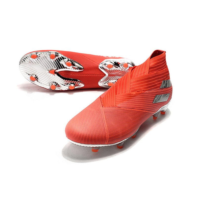 Men Latest Style High Quality Professional Breathable Soccer Boots Shoes Wholesale Comfortable Football Shoes