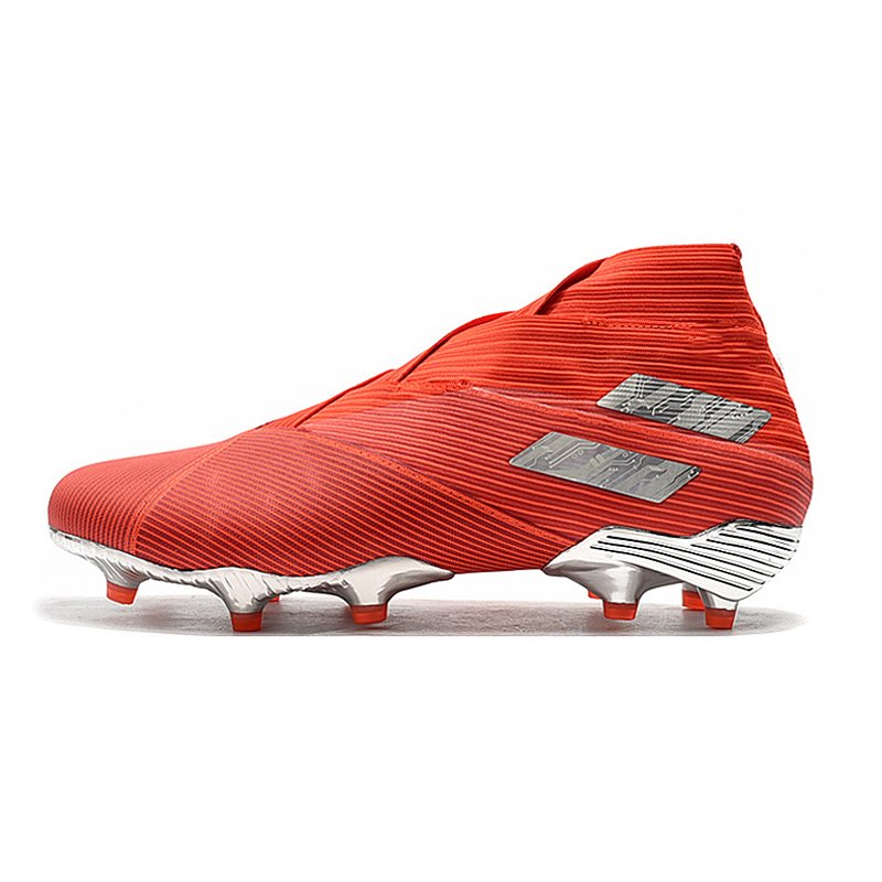 Men Latest Style High Quality Professional Breathable Soccer Boots Shoes Wholesale Comfortable Football Shoes