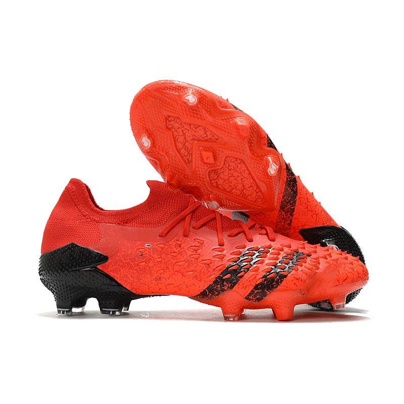 Hot Sale Mens Sport Shoes Woman Predator Soccer Cleats High Quality Professional Outdoor Shoes Football Boots