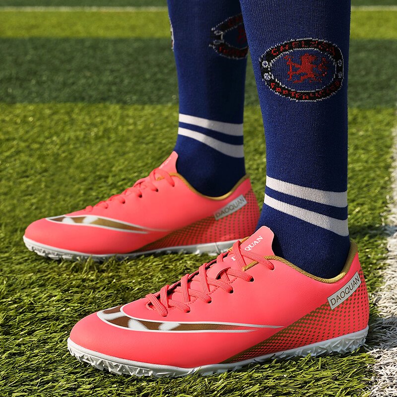 Men Women Professional Football Boots TF Kids Students Soccer Shoes Cleats Sport Sneakers size 32-47