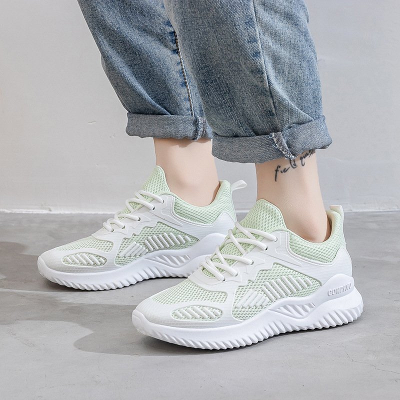 2023 Fashion comfortable breathable light casual shoes
