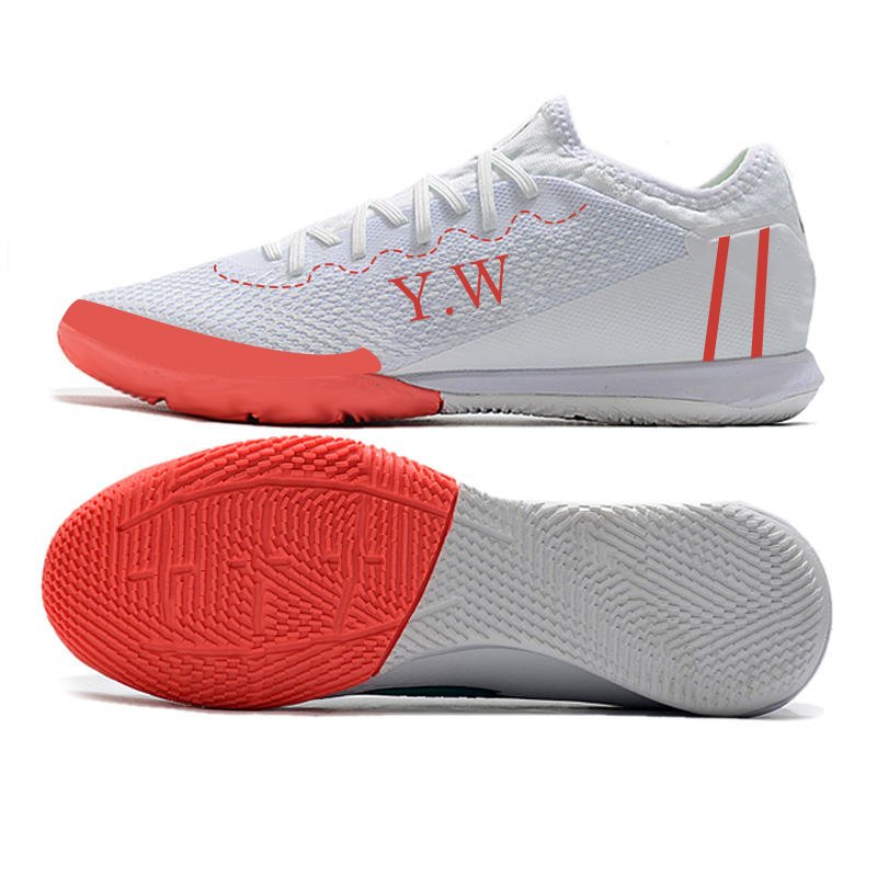Hot Sale Original Customized Fashion Futsal Soccer Mens Playing Football Low Top Football Boots Soccer Shoes