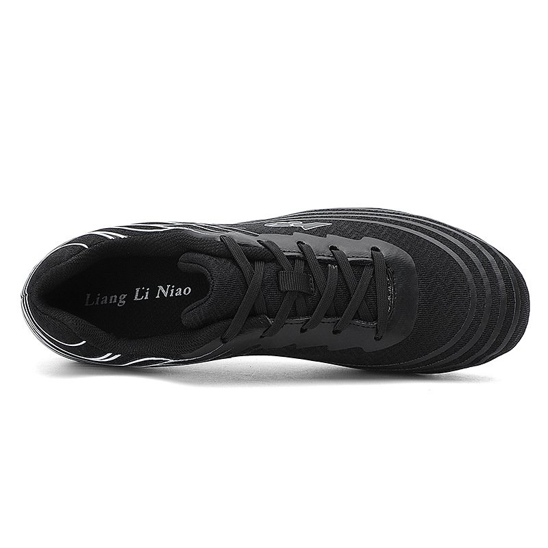 New Outdoor Sports Shoes Anti Slip Running Shoes Soccer Shoes