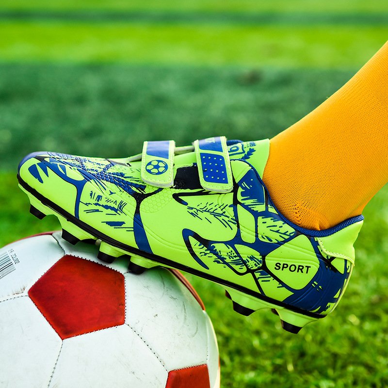 OEM products Fashionable style Soccer Shoes for men soccer boots best selling football shoes