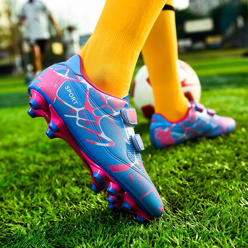 OEM products Fashionable style Soccer Shoes for men soccer boots best selling football shoes