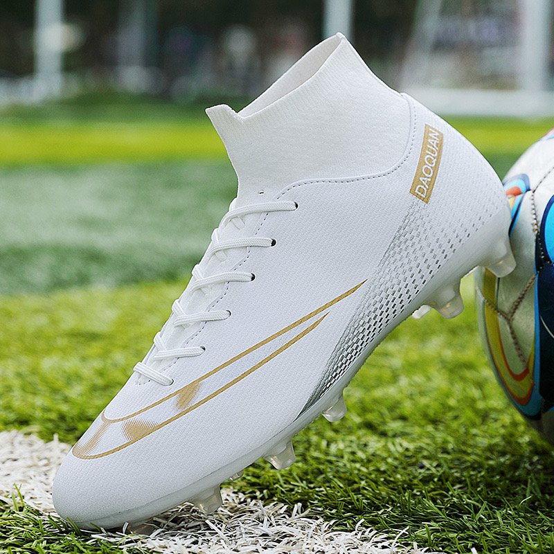China Factory Men's Soccer Boots Sport Outdoor Turf Football Sneakers Professional Soccer Cleat High Cut Soccer Shoes Custom