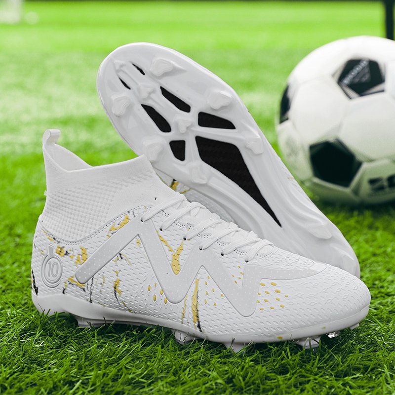 High Quality Breathable Training Shoe Men's Outdoor Sports Slip-On Soccer Boots Spike Football Shoes