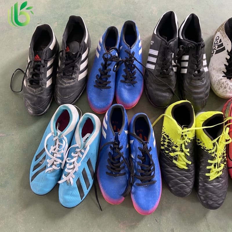 Men Soccer Shoes Good Quality Low Price Bulk Wholesale 90% Clean New, Hot Sell Second Hand Bales