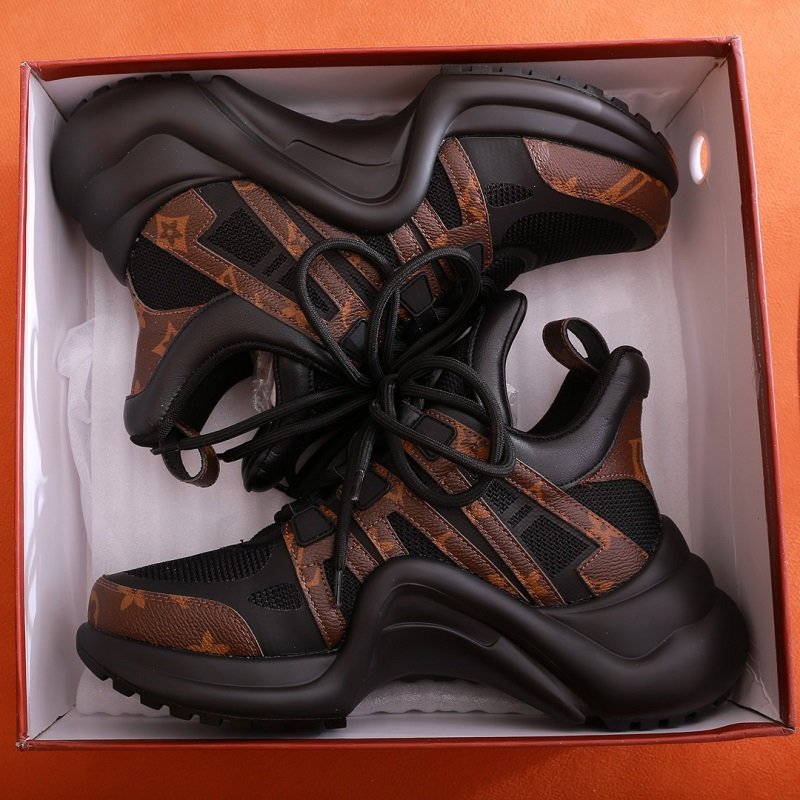 New high quality outside to wear high heels daddy shoes super fire increase leisure running shoes thick sole sports shoes women