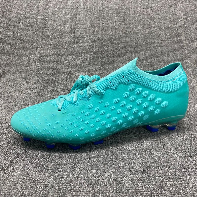 Mammon Wholesale New Professional Women Sport Football Boots Soccer Shoes For Unisex