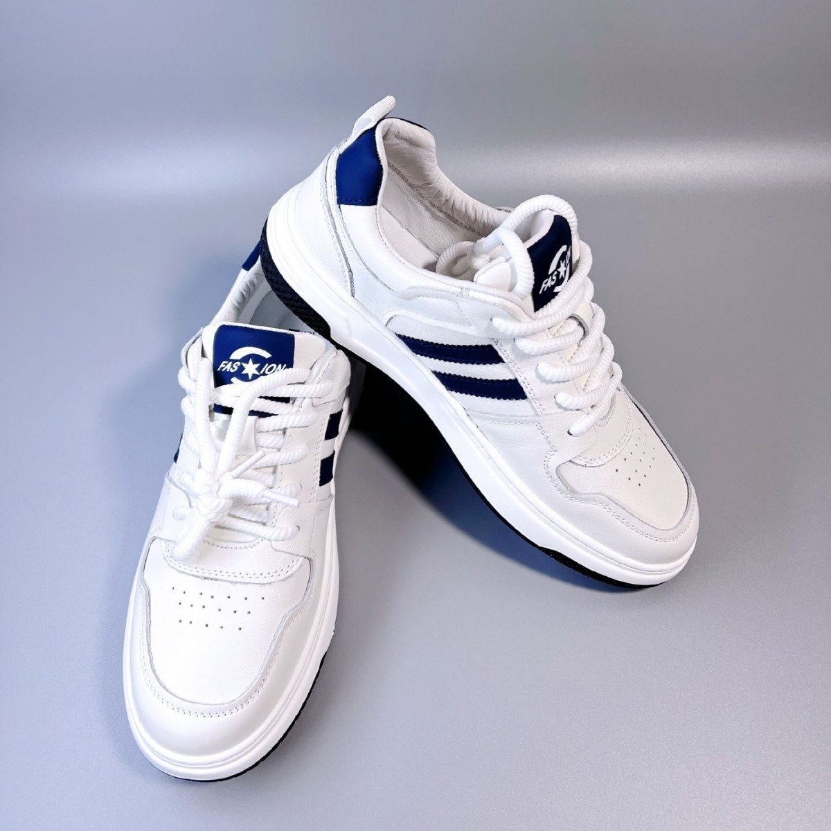 2024 new men and women can fashion casual sports shoes flat soft sole wear-resistant casual skateboard shoes