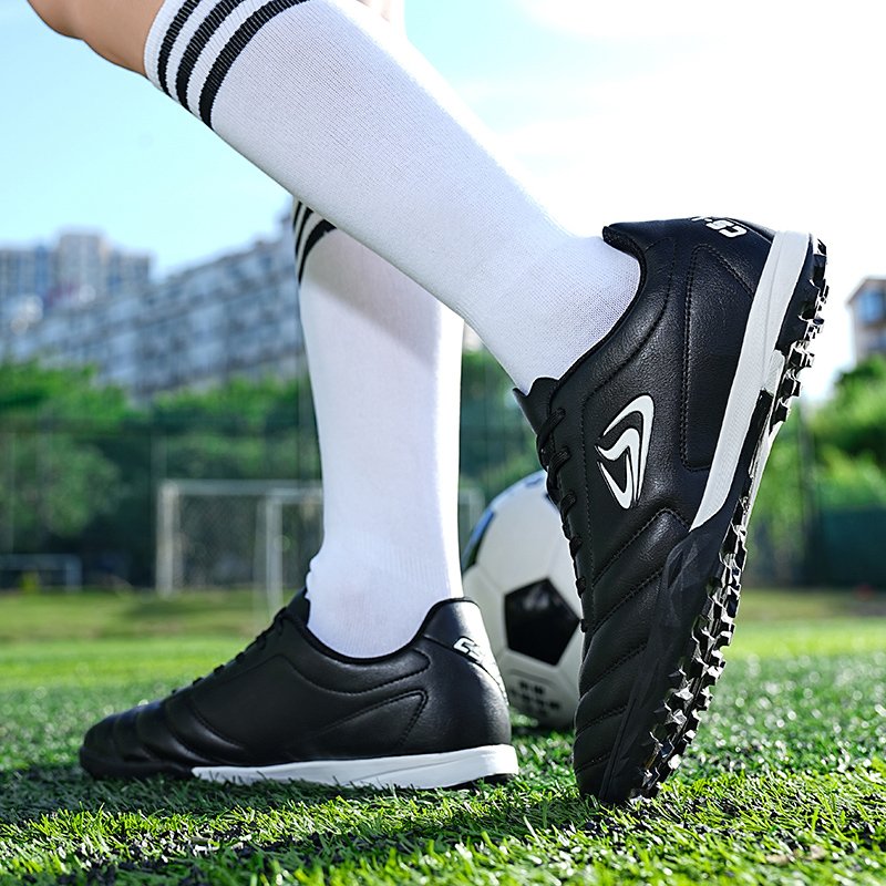 2024 Customize High Quality Original Football Boots Ag Turf Boy's Training Sports Soccer Shoes