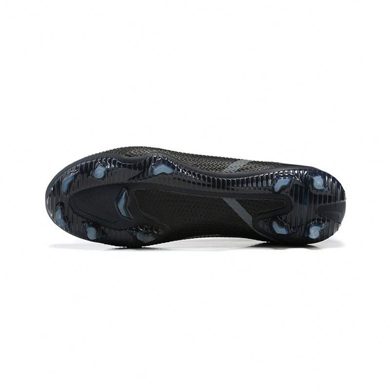 Unisex Professional Football & Soccer Running Shoes High Quality Indoor Retro Design Summer Sports Wholesale Men's Soccer Shoes