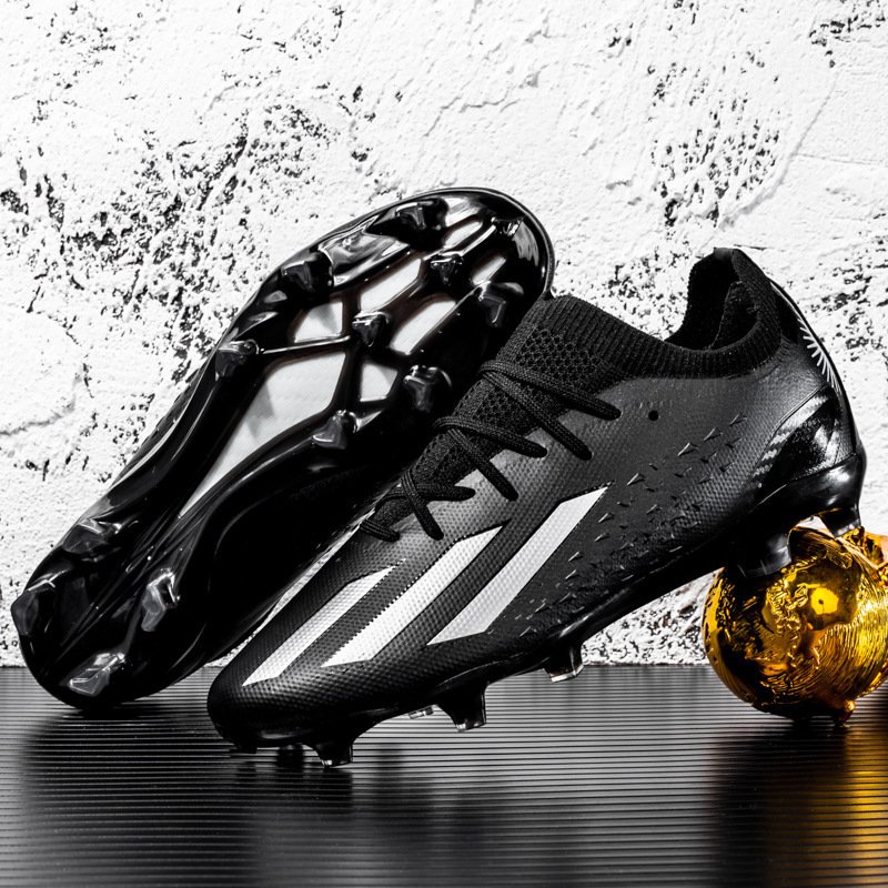 Original Breathable Soccer Shoes Casual Boy Football Sneakers Artificial Grass Training Nails Soccer Football Shoes