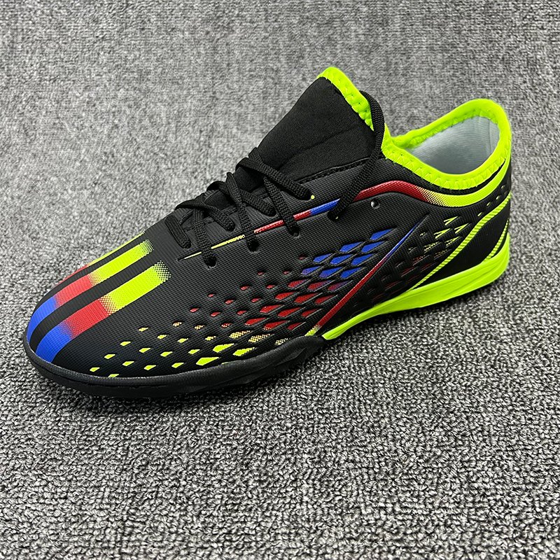 New Fashion Indoor Soccer Shoes Futsal Shoes Factory Customize Indoor Football Shoes