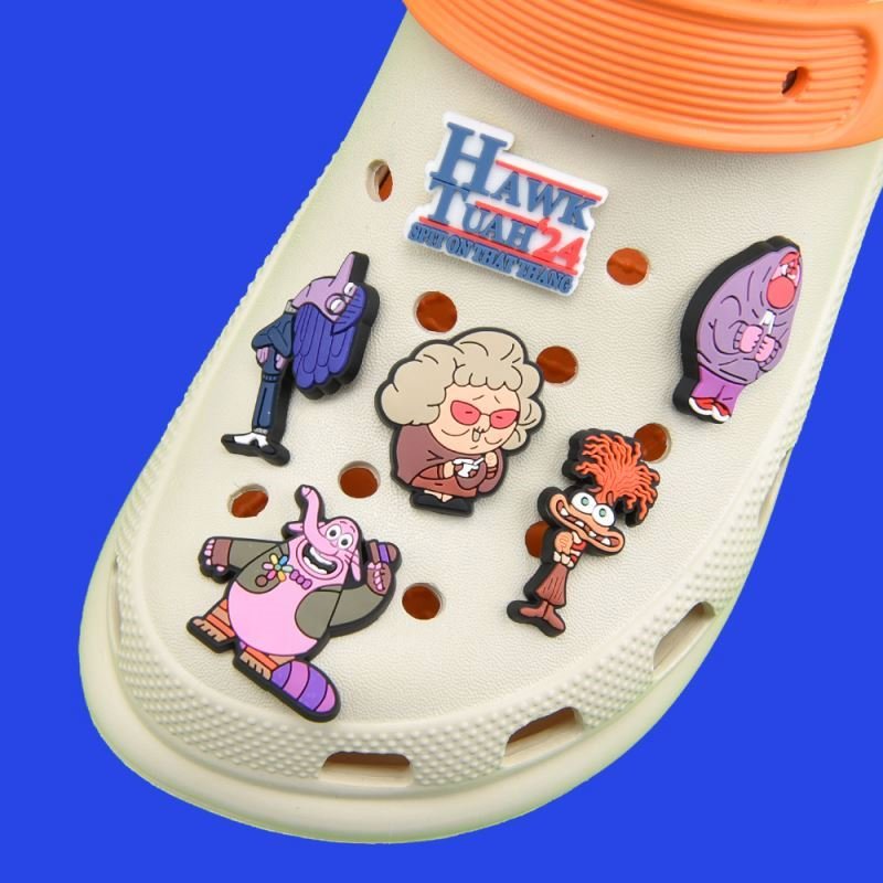 Wholesale Hot Sale classic mammoth charm clog women's digital circus inside out karol g Mexican Hawaiian Saudi Arabia charm