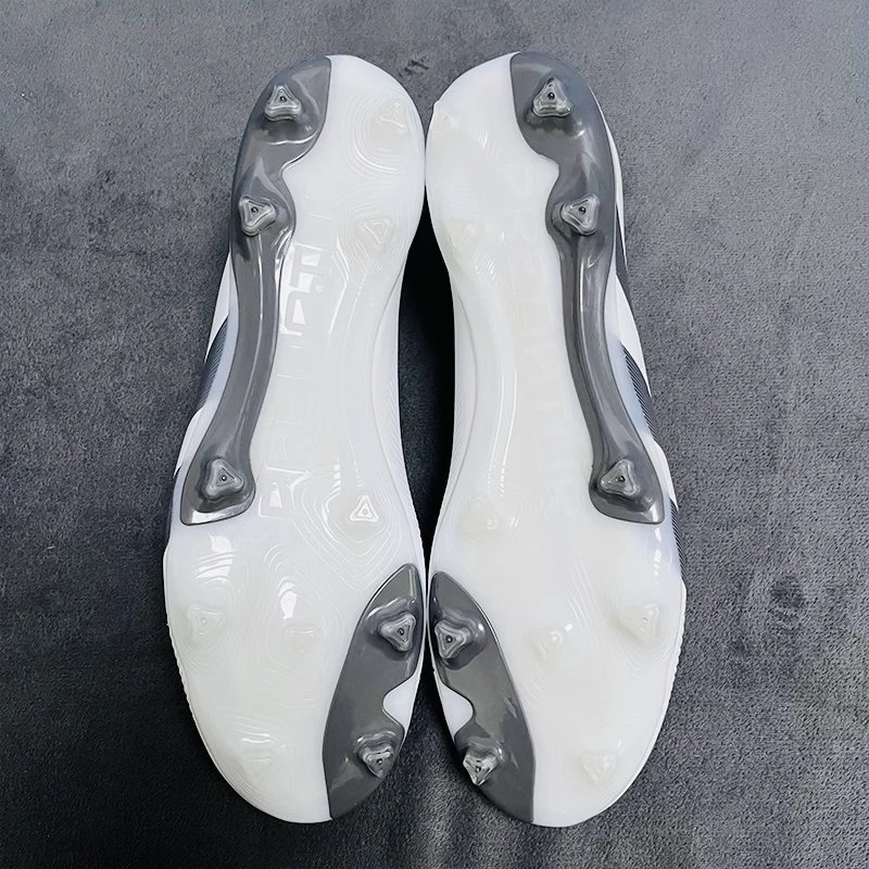 Without Lace Mens Soccer Shoes SLIP-ON Non-Slip Turf Soccer Cleats for Kids TF/FG Training Football Boots Chuteira Campo