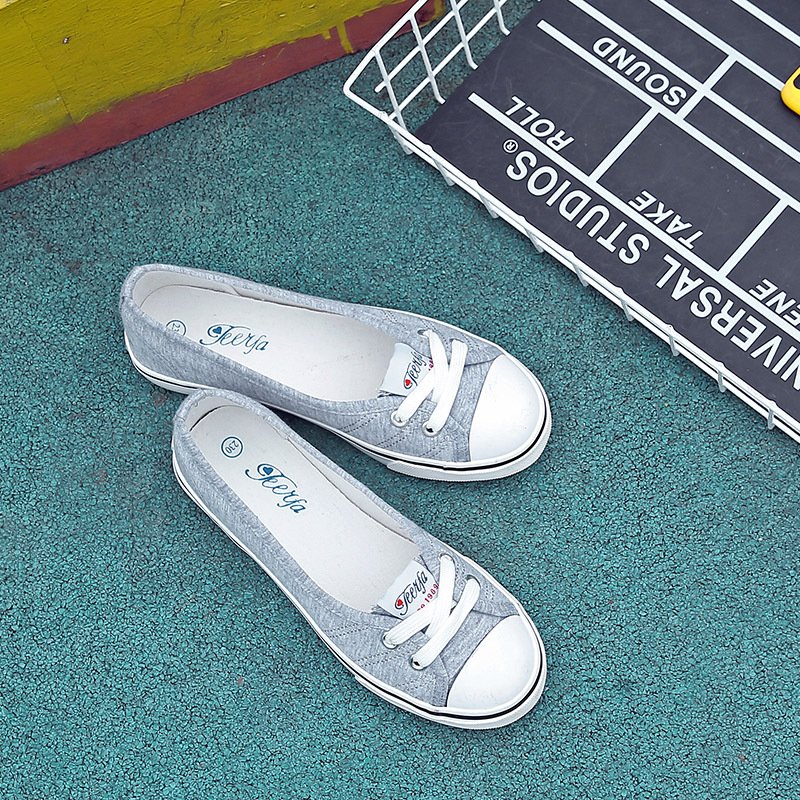 2023 Women's flat casual walking shoes