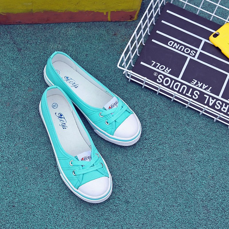 2023 Women's flat casual walking shoes