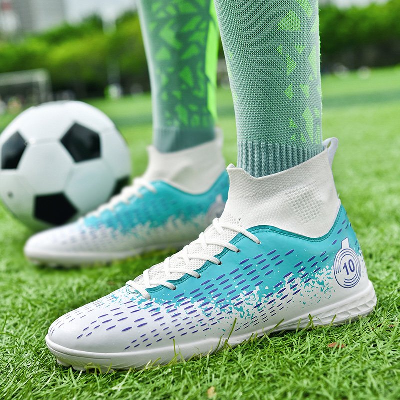 2024 hot sale new fashion Custom Shoes Outdoor Cleats Training Comfortable design Fashion Casual Sneakers Mens Soccer Shoes