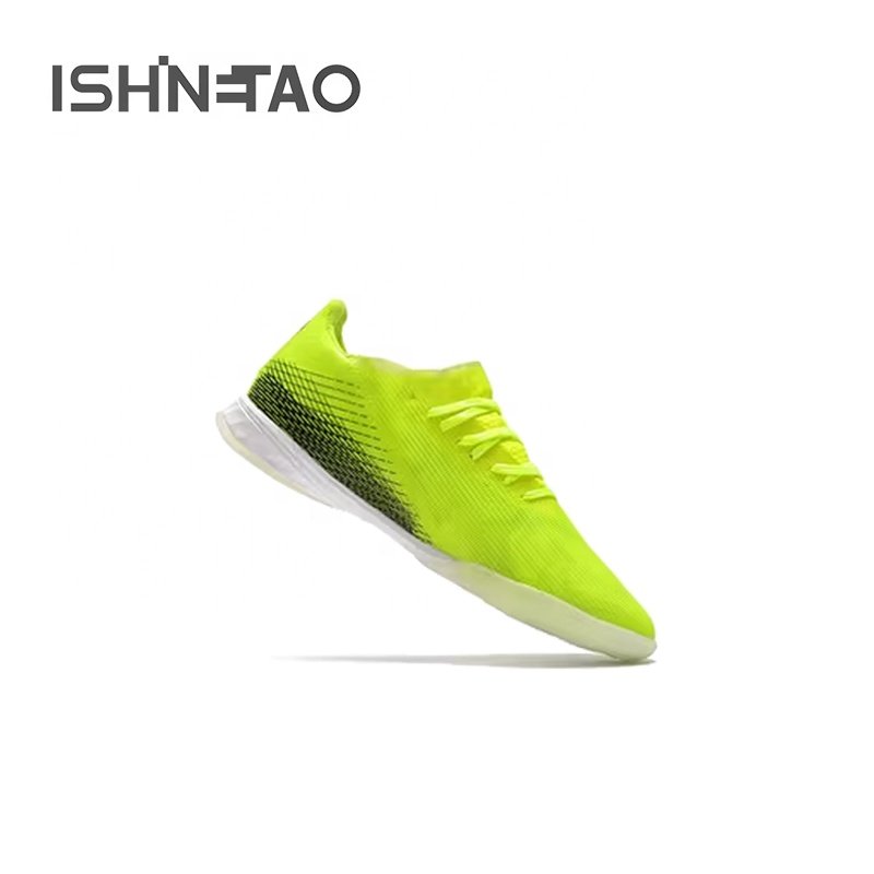 Manufacturer Wholesale Training Football Shoes Breathable Fly Knit Men Outdoor Ankle FG Sports Soccer Cleats Football boots