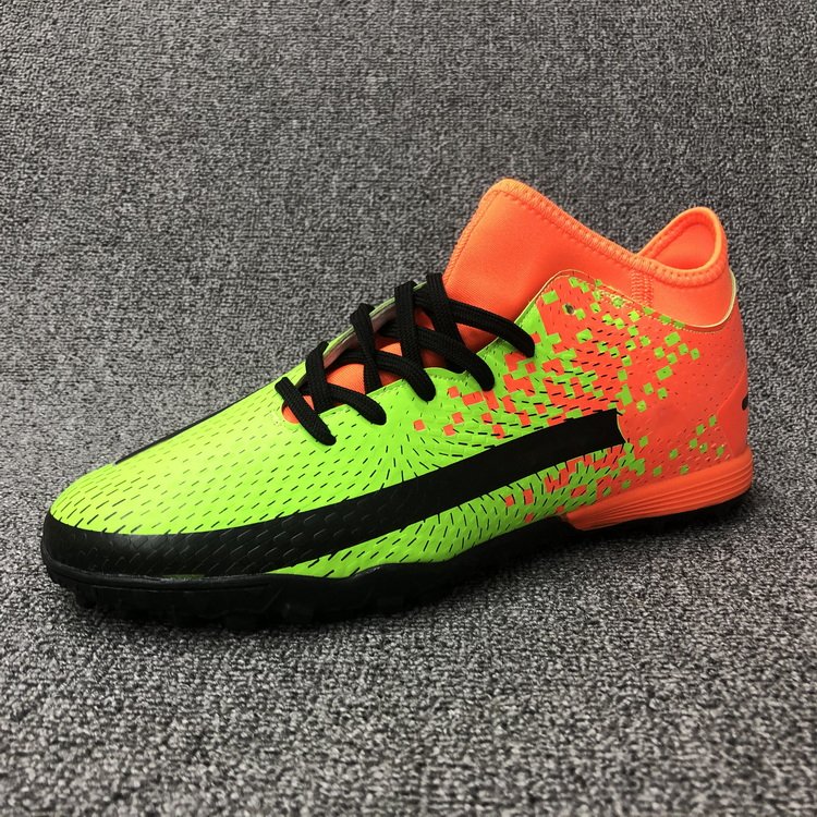 Mammon Wholesale Rubber Soles Soccer Shoes Predator Football Shoes Original Boots Men