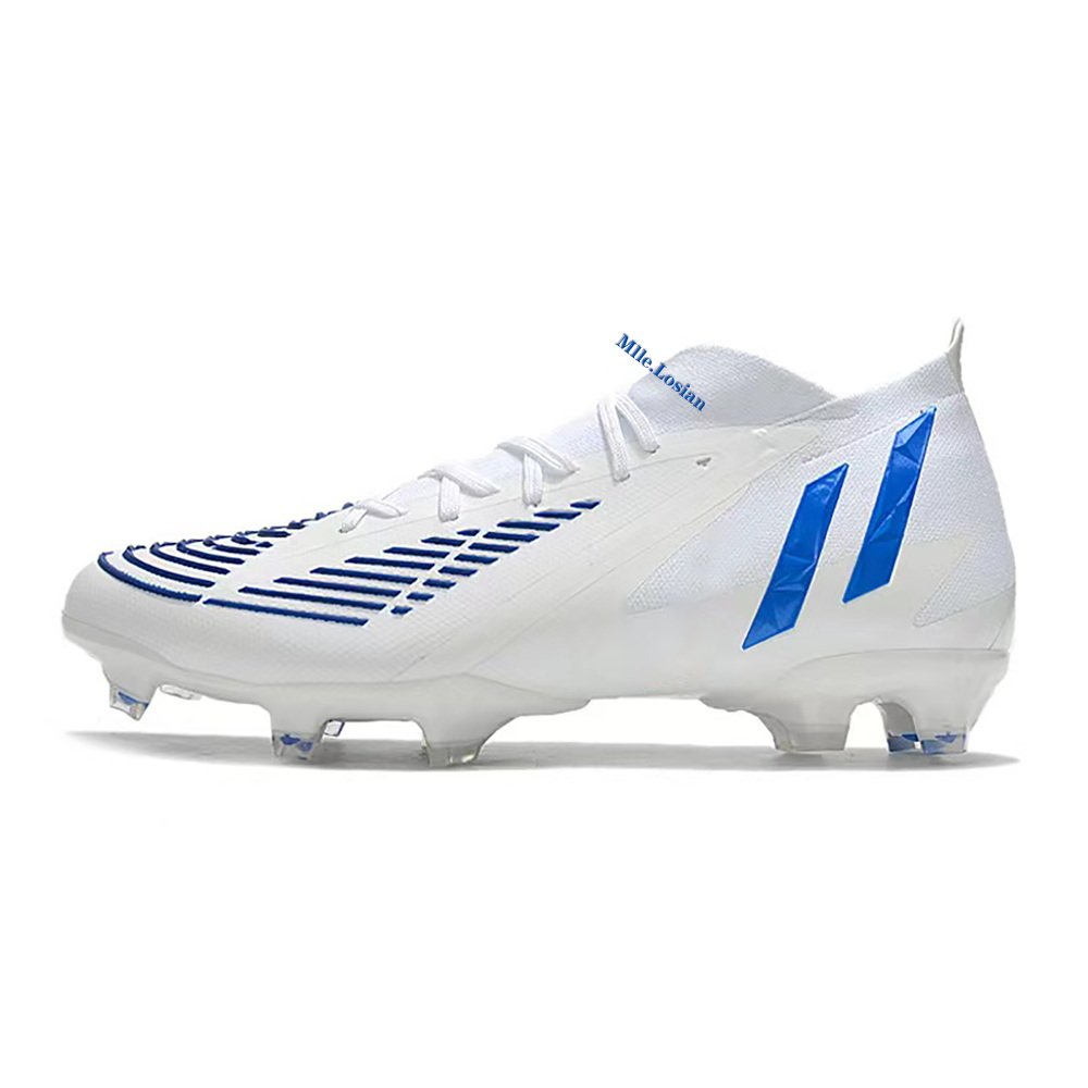 low price lightweight soccer cleats, outdoor OEM soccer cleats,firm grip soccer cleats