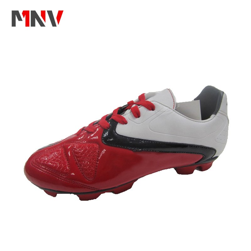 2018 New fashion authentic shoes adult soccer shoe from China