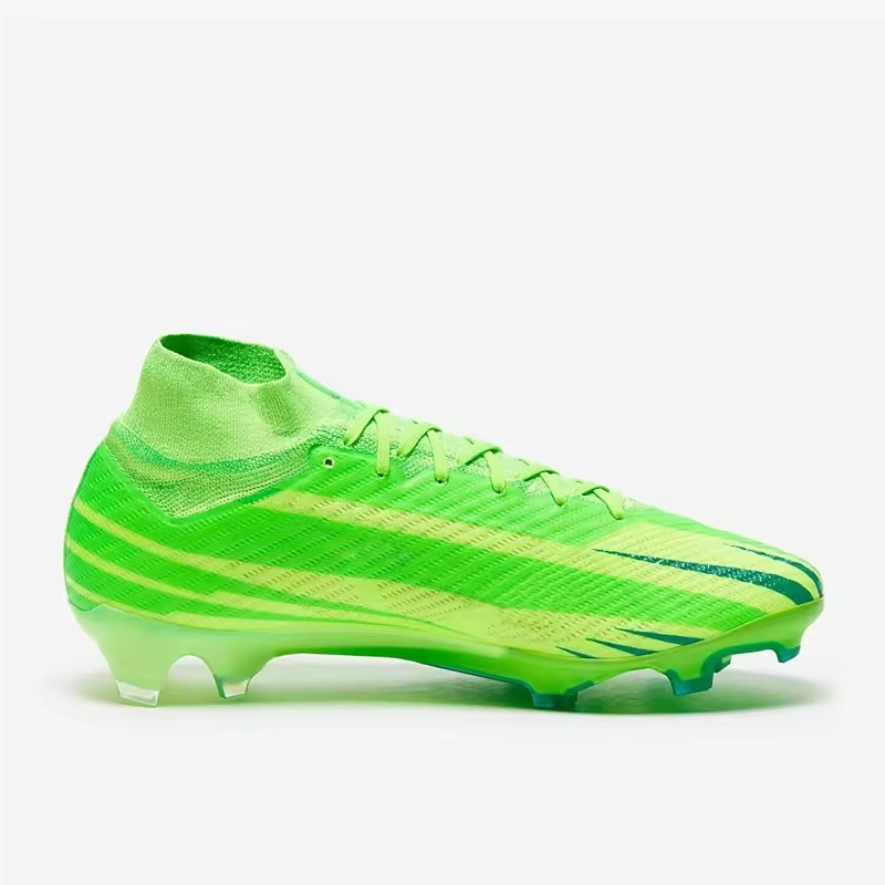 Hot Sell New Color Football Cleats Football Shoes Men High Quality Boots Sneakers Outdoor Soft Comfortable Soccer Boots for Men