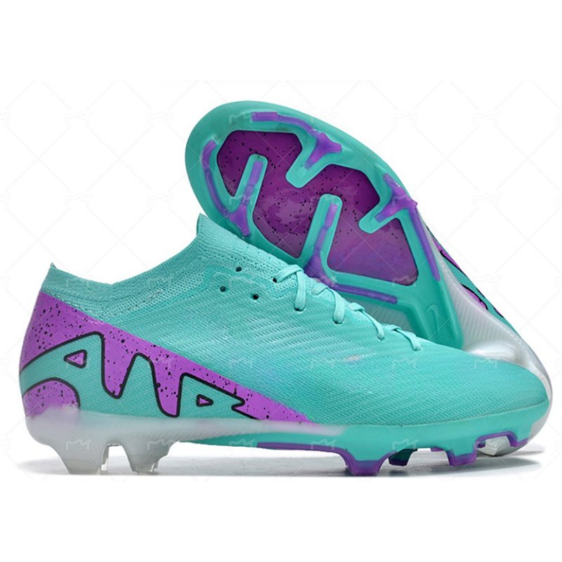 Hot Sell New Color Football Cleats Football Shoes Men High Quality Boots Sneakers Outdoor Soft Comfortable Soccer Boots for Men