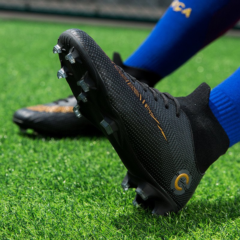 Wholesales Factory Supply Hot Sell Popular Outdoor/Indoor Futebol Fg/Tf Light Soccer Cleat Football Sport Man Women Soccer Shoes