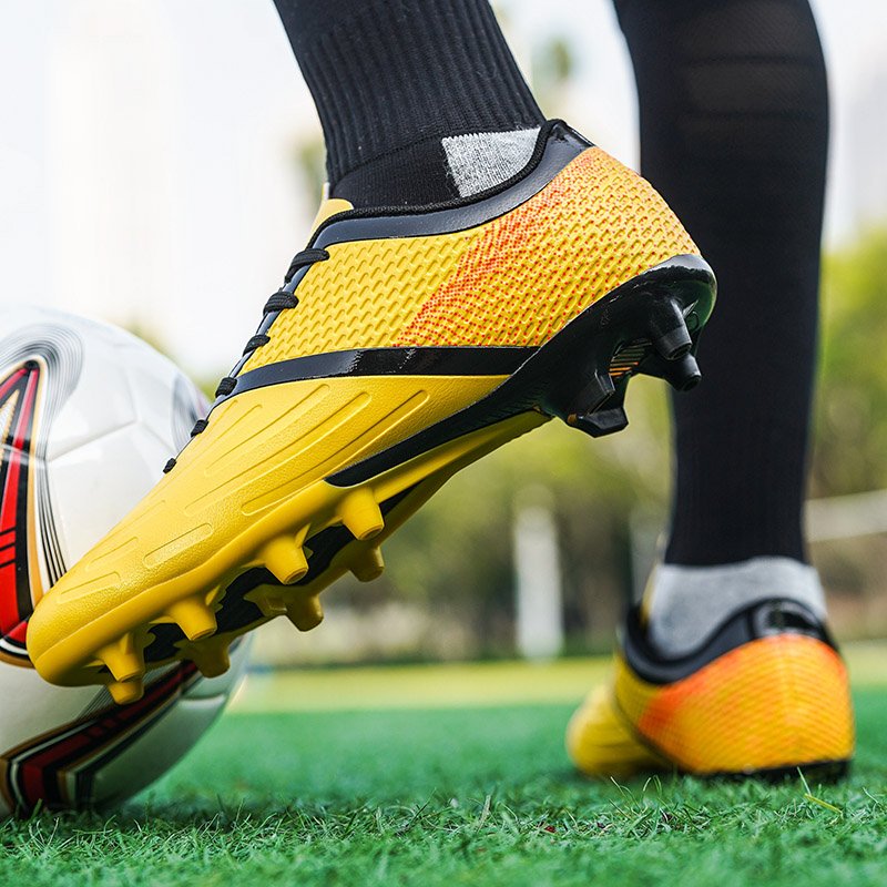Manufacturer Wholesale Men's Outdoor Football Boots Wear-resistant High Quality Football Shoes Men's Football Boots
