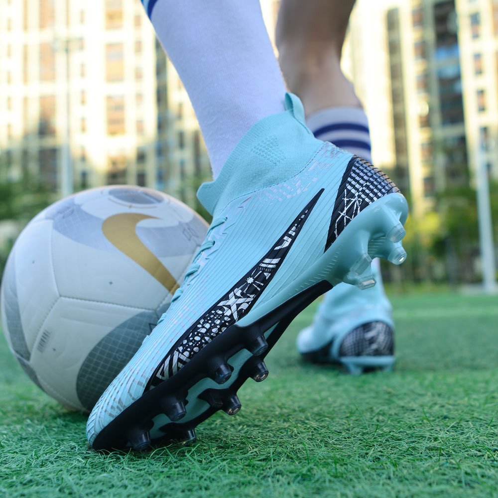 Men's Football Boots with TPU Sole Breathable Anti-Skid Soccer Shoes Wear-Resistant and for All Seasons Hot Sale!