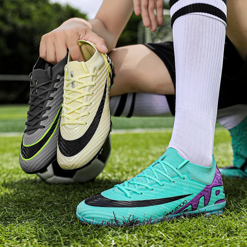High Quality Professional Soccer Cleats for Kids Custom Logo Outdoor Men's Sport Shoes Football Shoes Rubber Insole