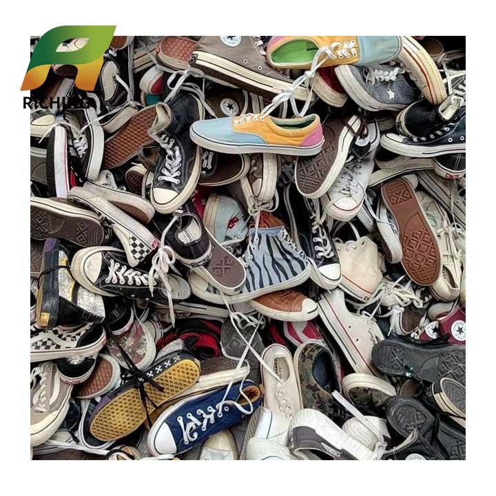 Wholesale germany used men soccer shoes bales mixed original branded second hand shoes sneakers