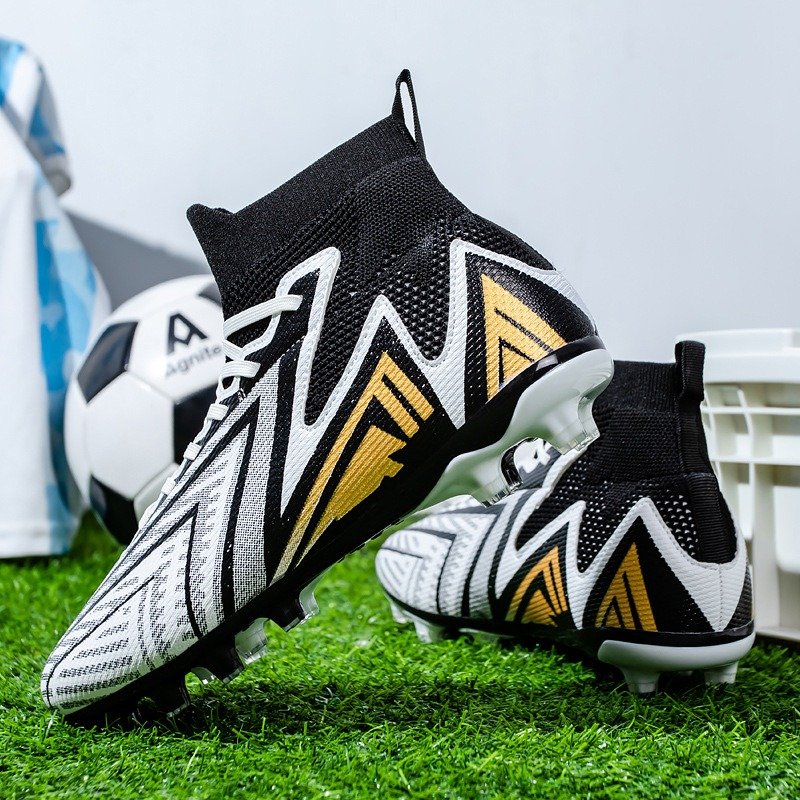 High-quality Football shoes for men and women Breathable high top AG fashion soccer shoes training shoes