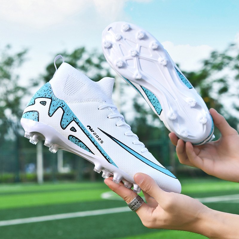 High Ankle Professional Long nail anti slip and wear-resistant Training Football Sneakers Soccer Boots for Men