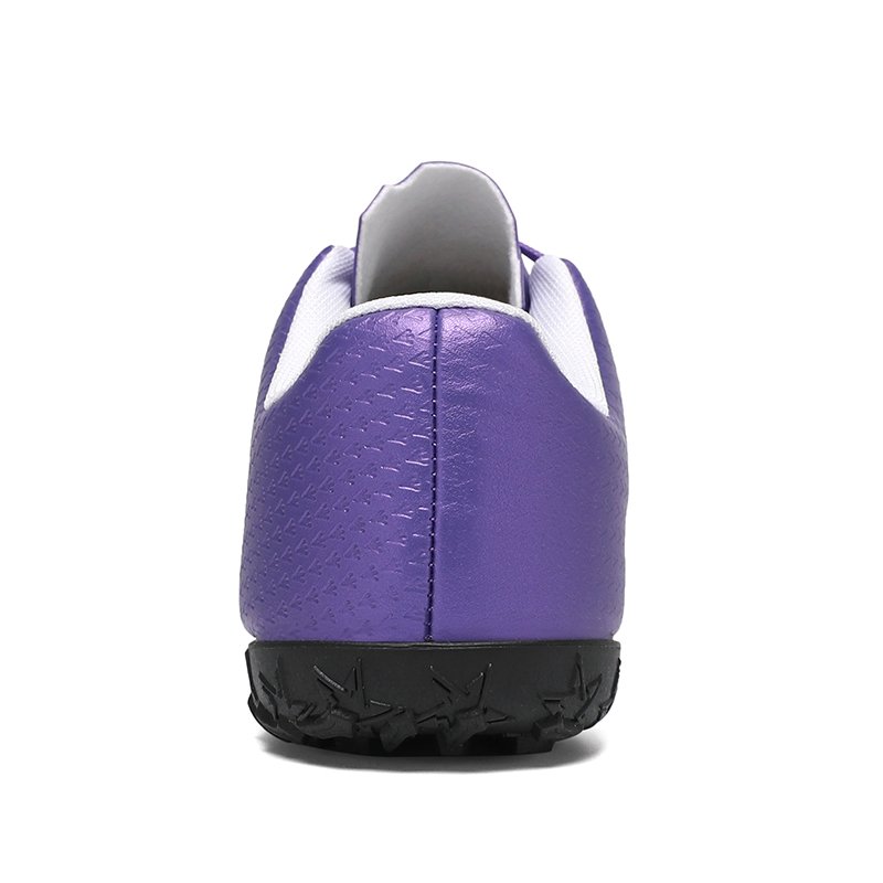 Wholesale manufacturer soccer shoes classic training sneakers outdoor/indoor lightweight popular men's and women's soccer shoes