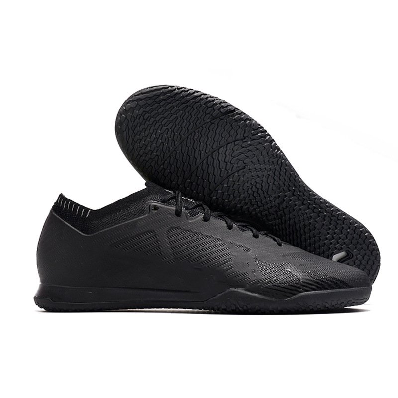 Best Selling Football Boots Original Full Knitted Waterproof Studded soccer Shoes Low Cut Sport TF Football Boots Shoes