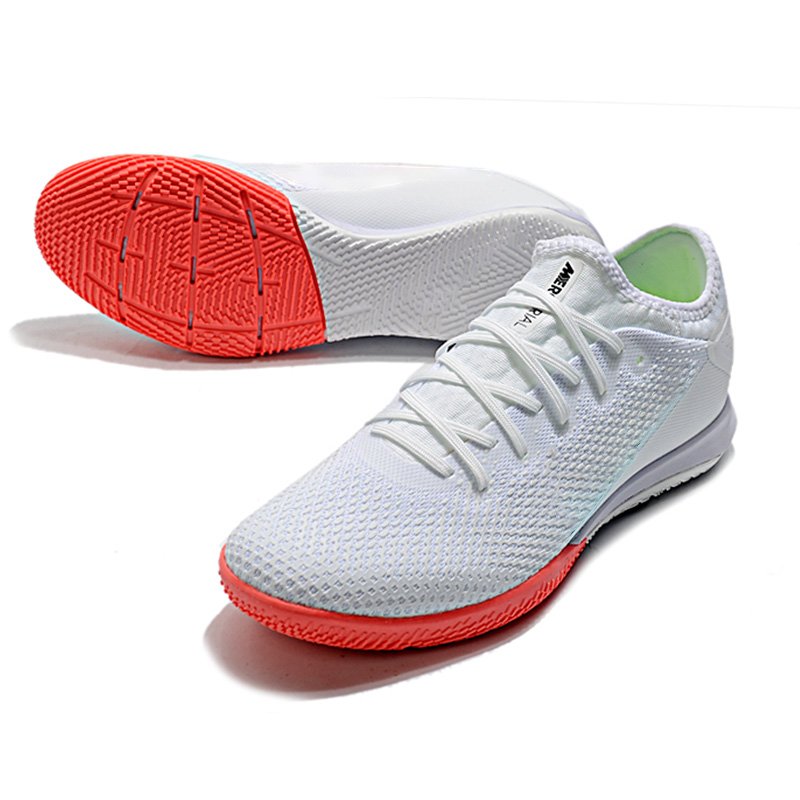 Drop shipping sepatu futsal soccer shoes for kids playing shoes for football OEM IC football boots