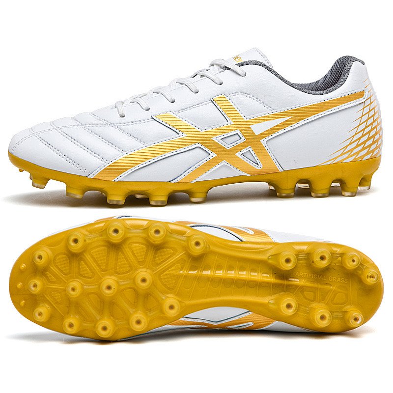 2023 New Arrival High Quality Pu Sports Gummed Crushed Nails Professional Original Futsal Football Soccer Shoes